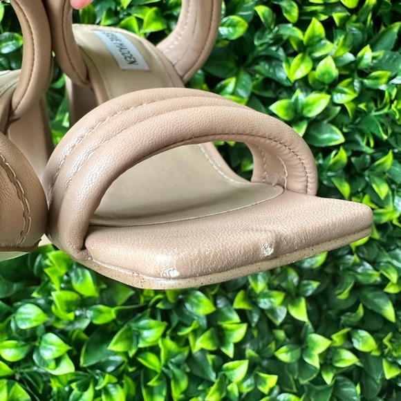 Steve Madden Chunky Heel Sandals NWOT - Picture 8 of 12